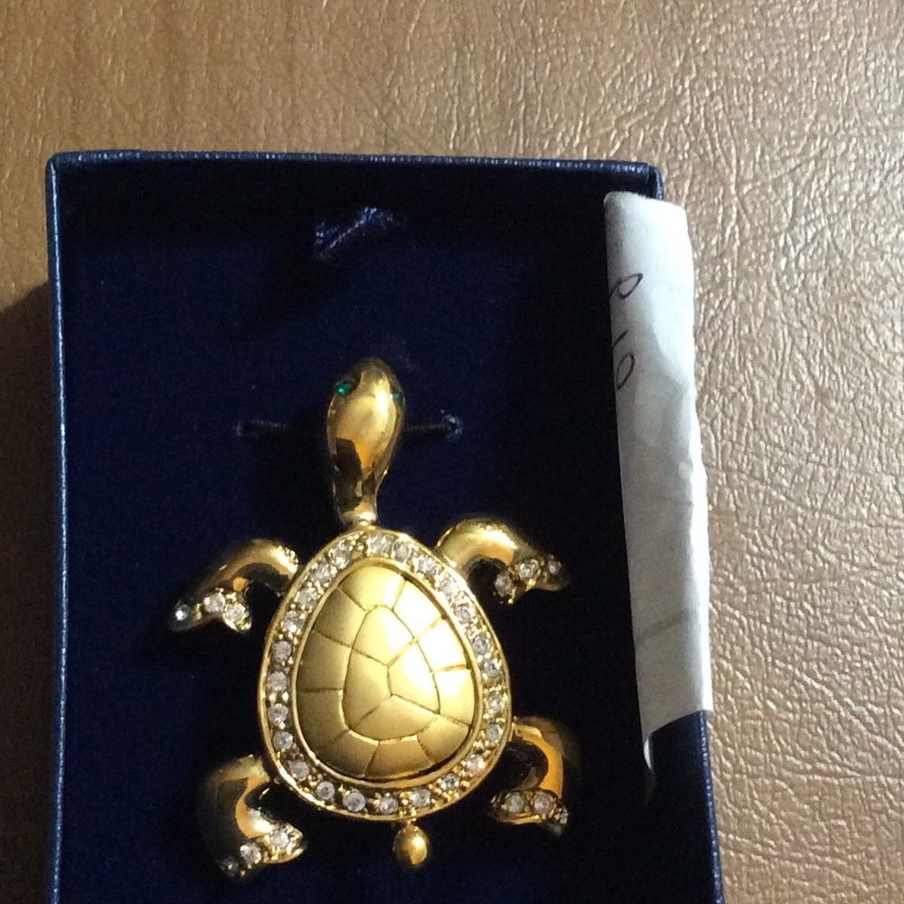 Turtle Pin - image 3